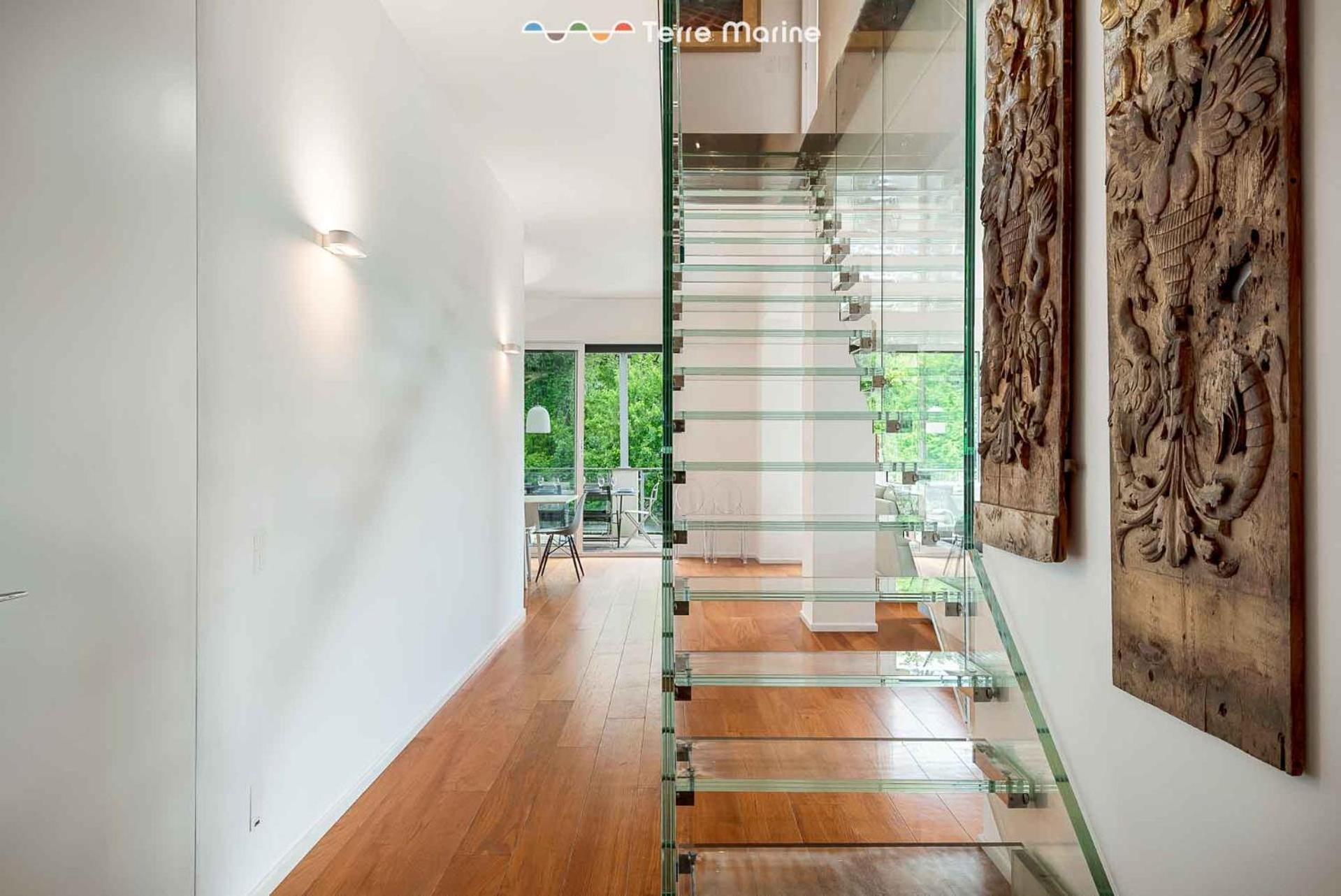 Bay View Home, Terremarine *